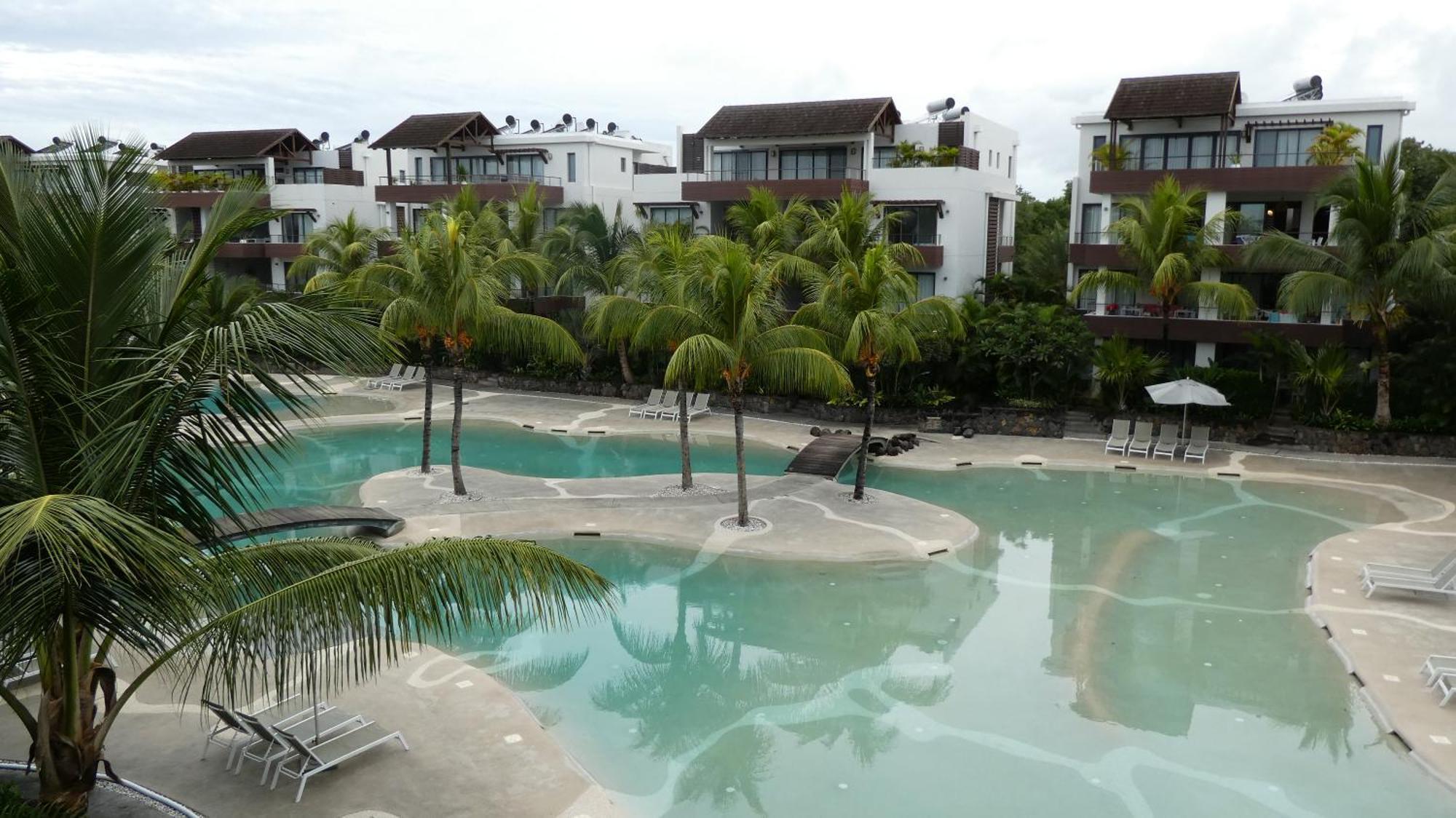 Appartement Le Dauphin Du Lagon Bleu - Plages De Mont Choisy Et De Trou Aux Biches Grand Baie Bagian luar foto